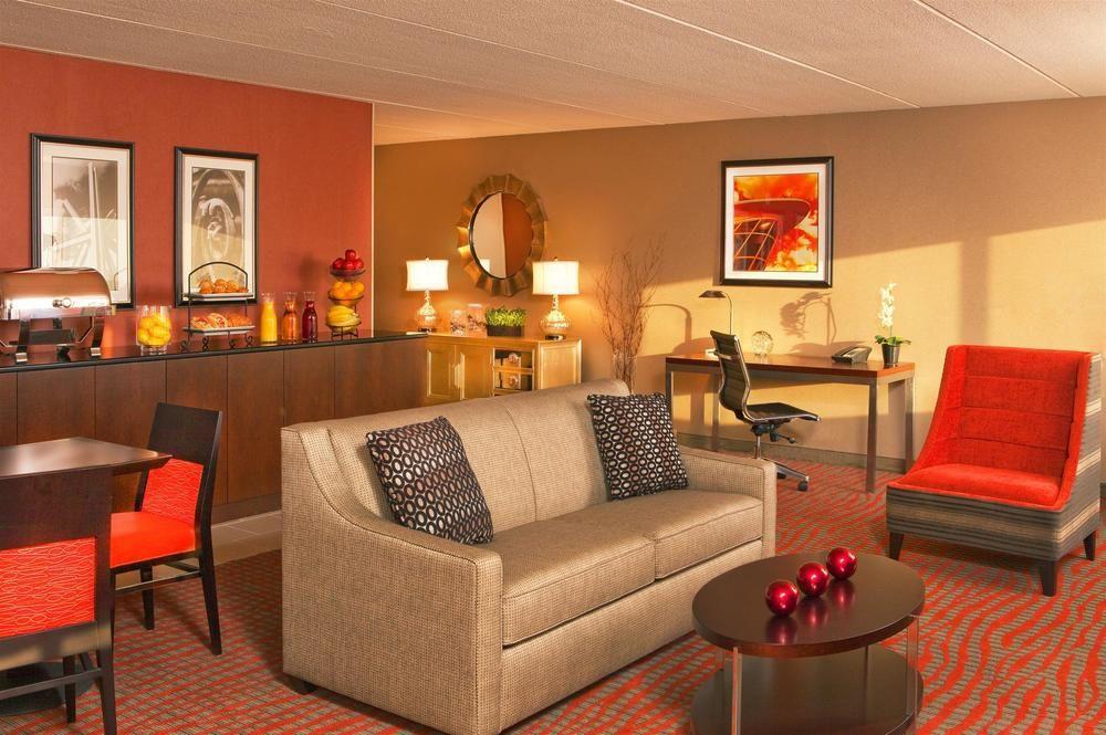 Four Points By Sheraton Milwaukee North Shore Brown Deer Exterior foto